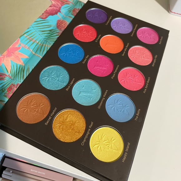 Other - Nomad Cosmetics Antilles Palette